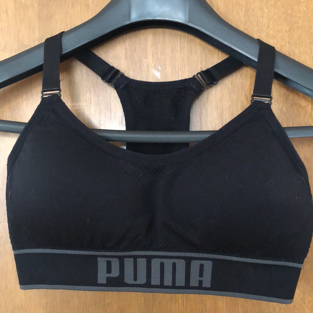 EUC Puma Black Racerback Seamless Sports Bra sz SP
